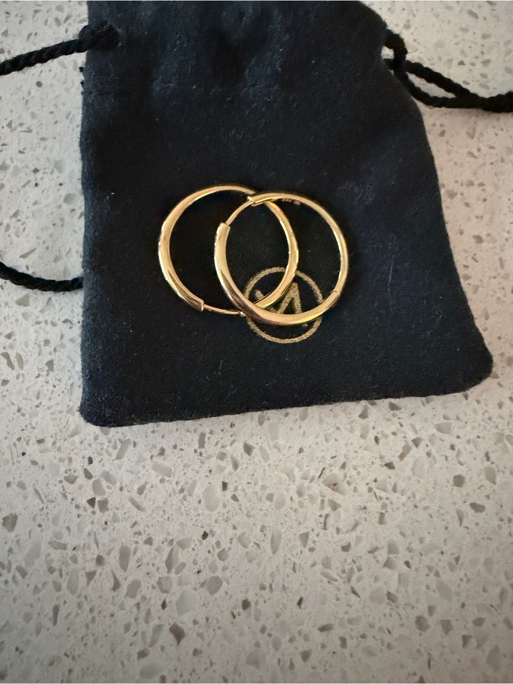 Mejuri Tube Large Hoop Earrings - Picture 2 of 6